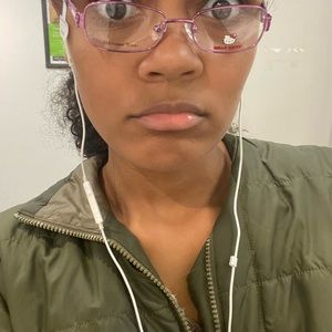 Meet your Posher, Paulene